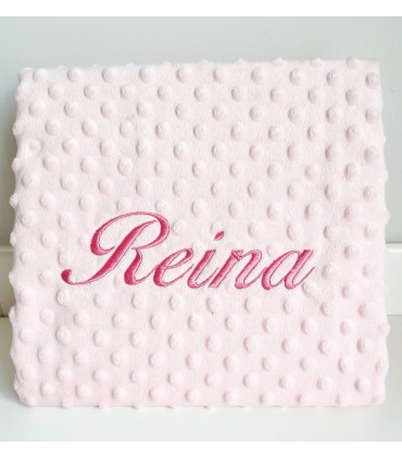 Manta de topitos con nombre bordado extra