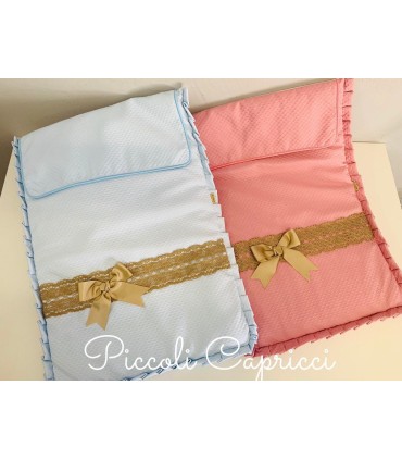 Colchita piqué Nápoles BOLILLO CAMEL moña en el lado