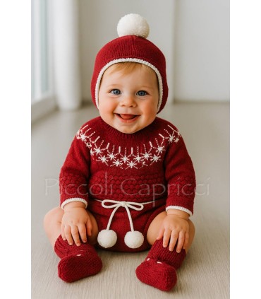 Conjunto jersey, cubre pañal ,gorro y botitas. Scarlet