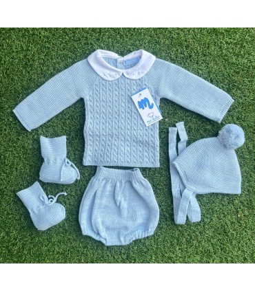 Traje 4P trencitas con cuello bordado, patucos y gorro pompom "CLOUD BRAIDE"