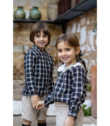 Conjunto camisa y falda tramontana