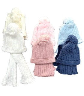 Conjunto gorro y bufanda pom pom